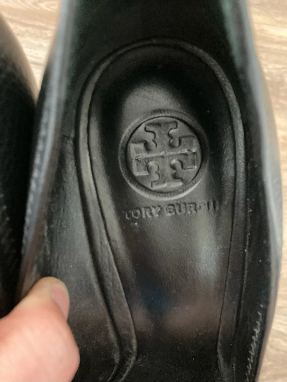 Tory Burch Black Leather Peep-Toe Wedge Sandals with Gold Logo Sz 10